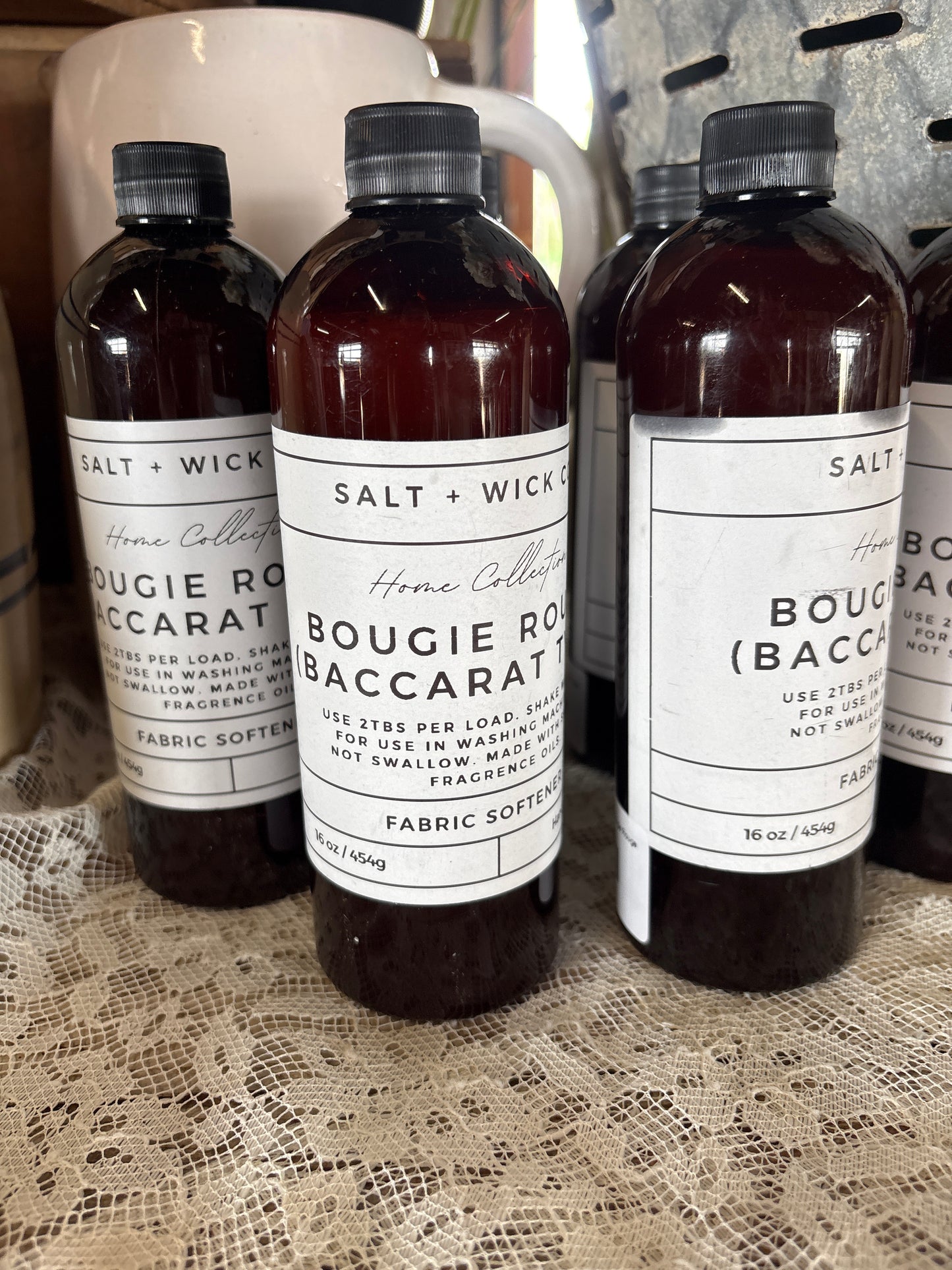 Salt & Wick Fabric Softener- Bougie Rouge