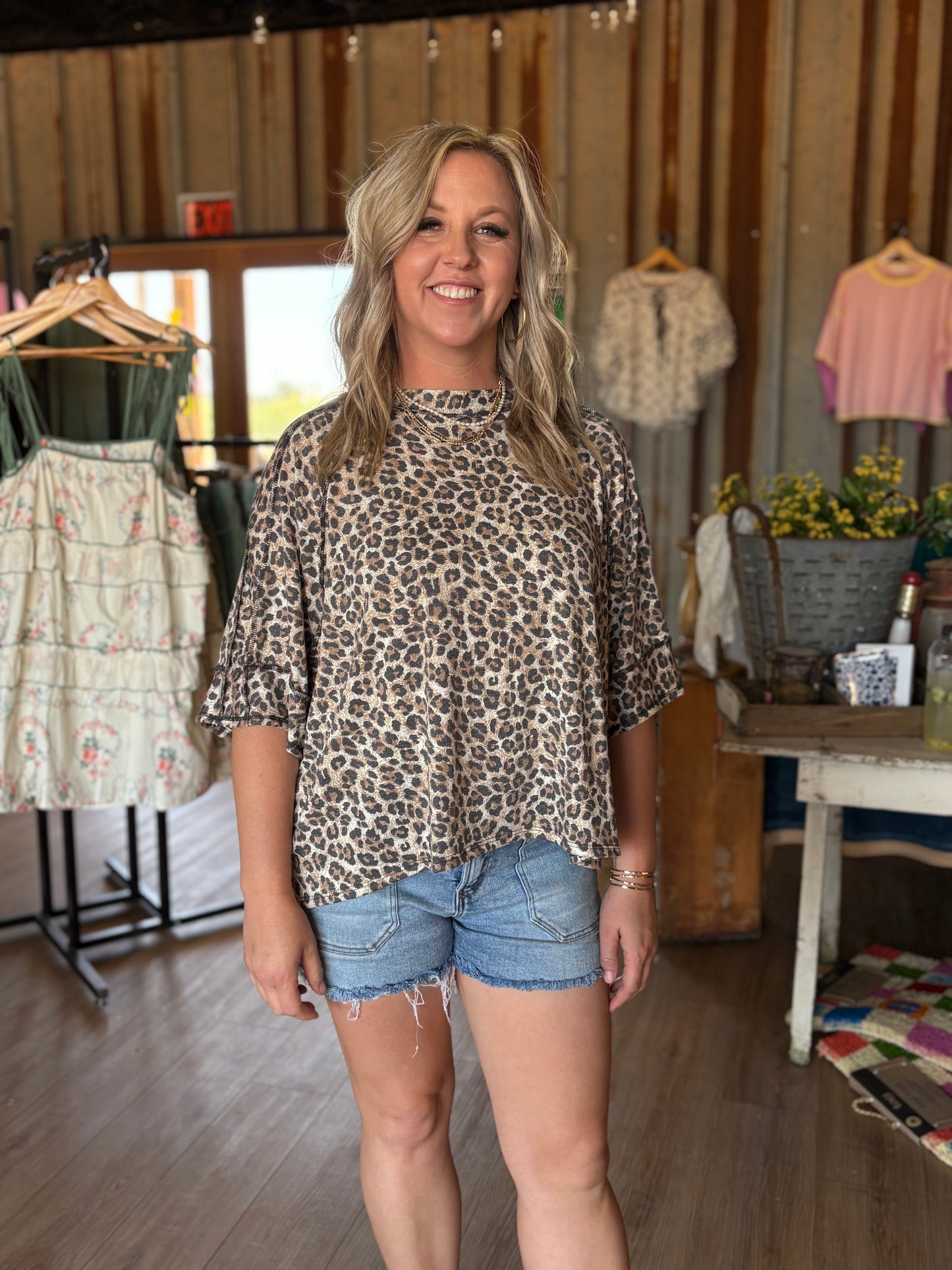 Baggie Cheetah Tee