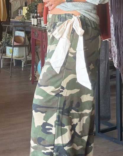 "Bow"hemian Camo Palazzo Pants