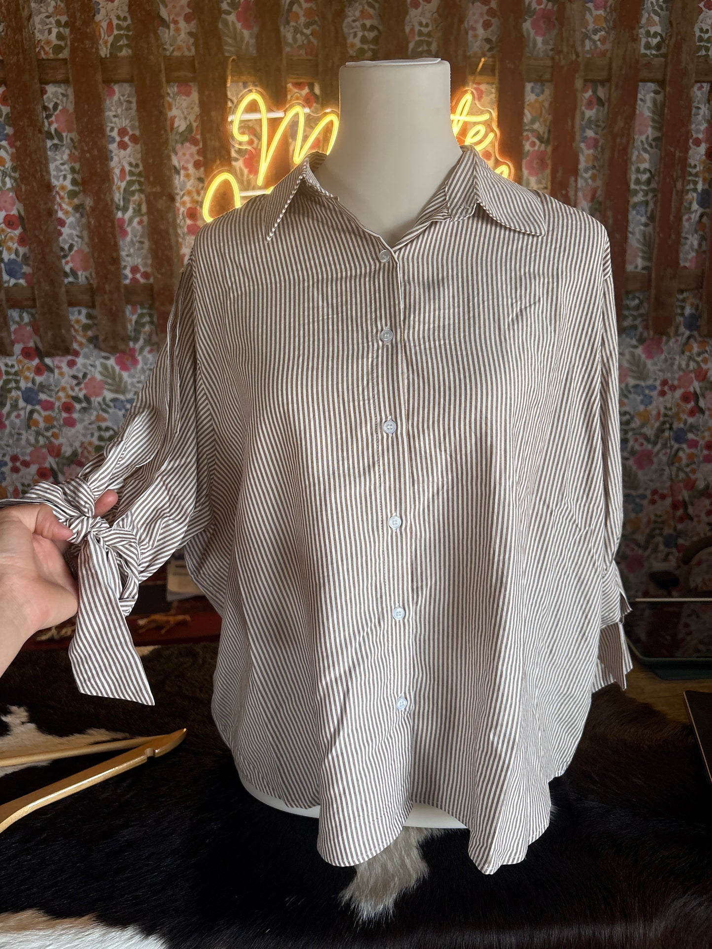 Bowtie Blouse - Brown