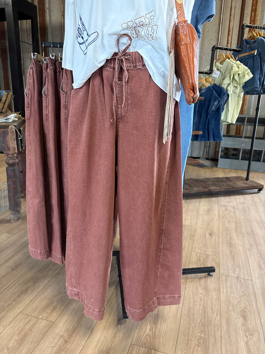 Rust Oversized Jean
